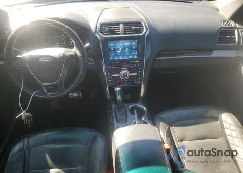 2016 Ford Explorer Platinum z USA, uszkodzony, nr VIN 1FM5K8HT5GGC99608